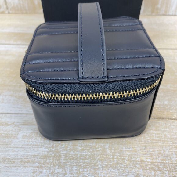 WOLF Maria Zip Jewelry Travel Cube Navy Leather w/ Original Box & Dust Bag - Picture 13 of 16